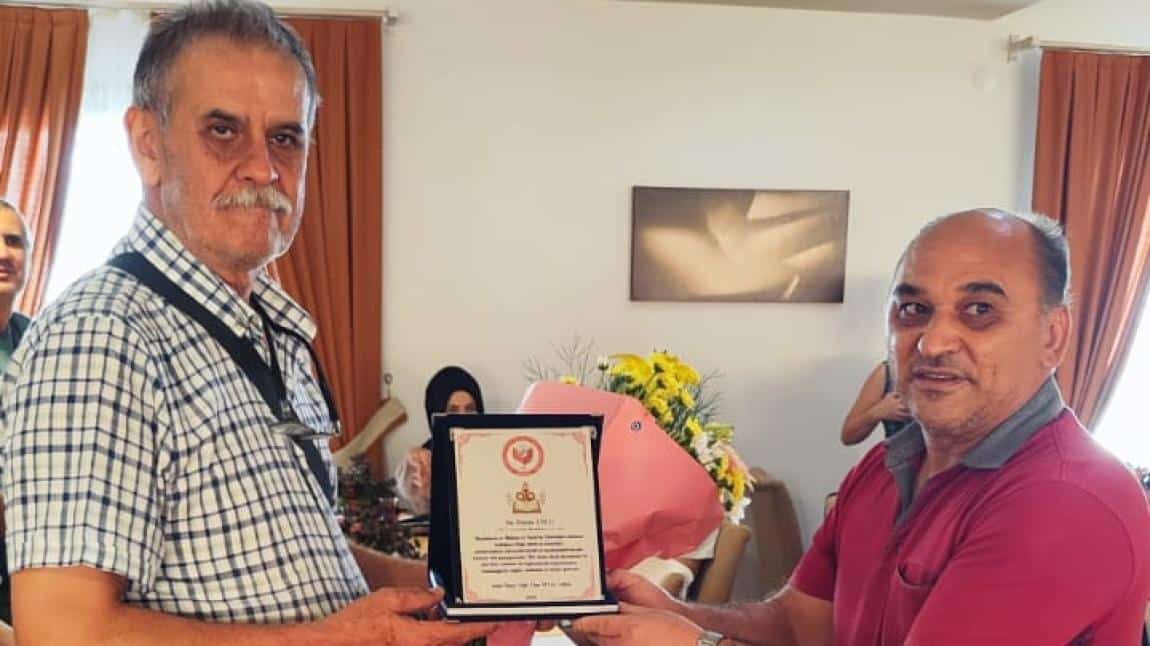 Değerli Öğretmenimiz Hasan Uslu'ya Veda Kahvaltısı 